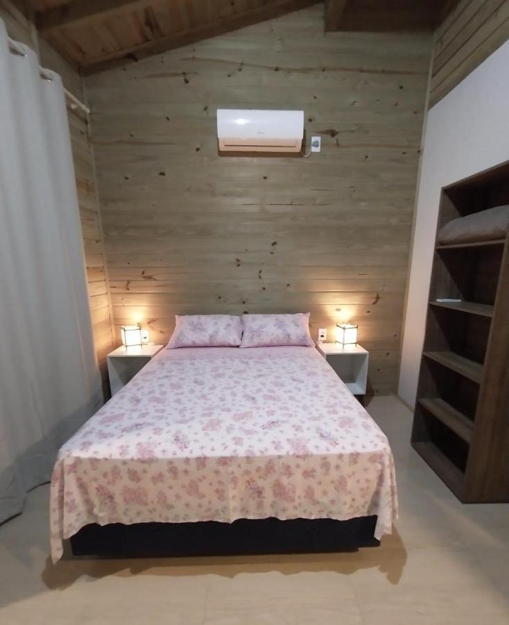 Suites Praia Do Rosa インビトゥバ エクステリア 写真