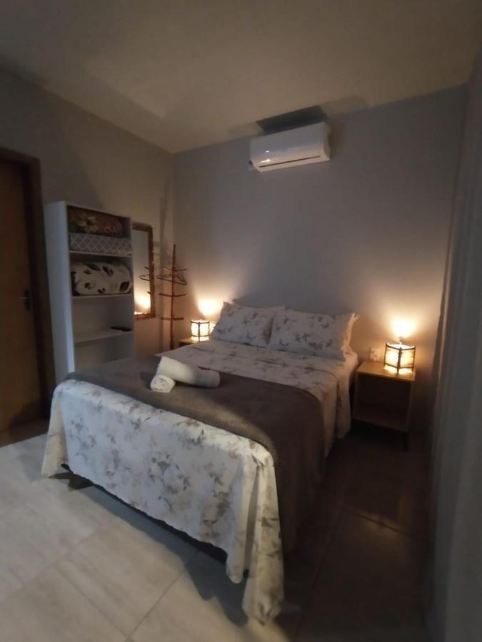 Suites Praia Do Rosa インビトゥバ エクステリア 写真
